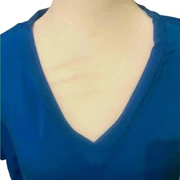 Emery Rose short sleeve V neck rounded bottom deep sky blue size XL - Picture 3 of 8